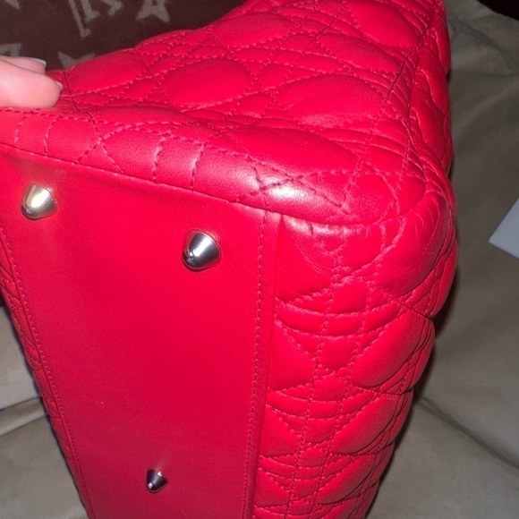 Large red lady Dior. Gorgeous and in excellent condition. - Picture 5 of 8